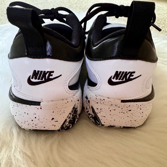 NWOT/NWOB Nike Freak 5, size 6.5 - Picture 6 of 9